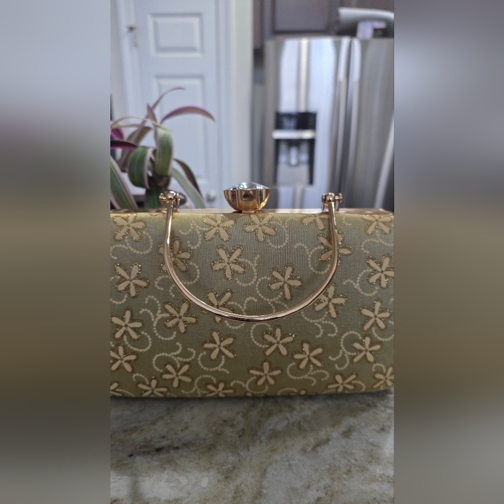 Gold Floral Box Clutch w/ Top Handle + Detachable Chain Strap - Picture 4 of 10